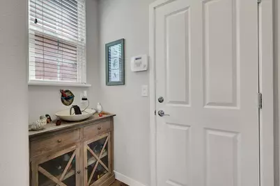 3040 Ivy Creek Lane, Roseville, CA 95747 - Photo 18