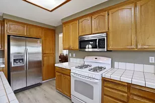 1725 Mark Mead Ln, Modesto, CA 95356 - Photo 14