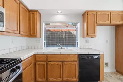1009 Killarney Street, Roseville, CA 95747 - Photo 10