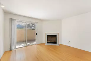 5885 Gloria Dr, Sacramento, CA 95822 - Photo 10