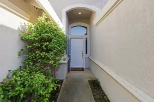 4642 Wanderlust Loop, Roseville, CA 95747 - Photo 2