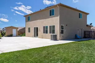 1856 Morro Ct, Los Banos, CA 93635 - Photo 20