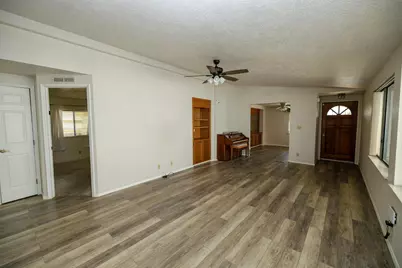 N Tully Rd #31, Turlock, CA 95380 - Photo 6