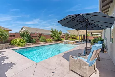 784 Aparicio Way, Galt, CA 95632 - Photo 48