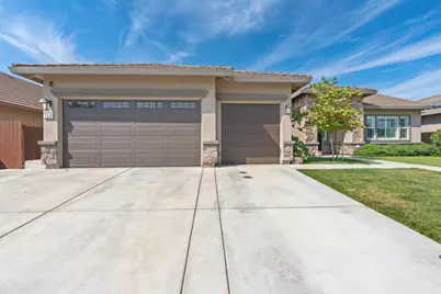 784 Aparicio Way, Galt, CA 95632 - Photo 8
