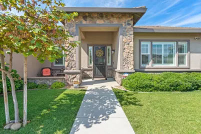 784 Aparicio Way, Galt, CA 95632 - Photo 10