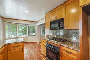 1101 W Oak St, Lodi, CA 95240 - Photo 16