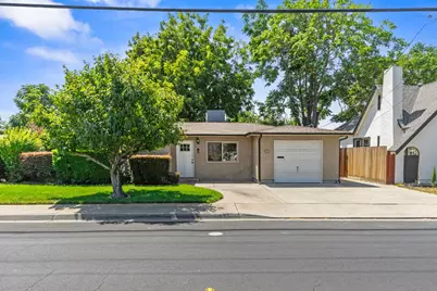 158 E Coolidge Avenue, Modesto, CA 95350 - Photo 1