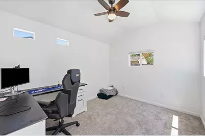 6820 Arabella Way, Sacramento, CA 95831 - Photo 48