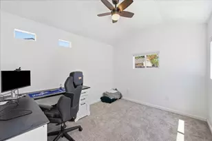 6820 Arabella Way, Sacramento, CA 95831 - Photo 48