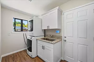 6820 Arabella Way, Sacramento, CA 95831 - Photo 36