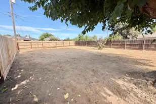 1117 Manor Dr, Modesto, CA 95351 - Photo 22
