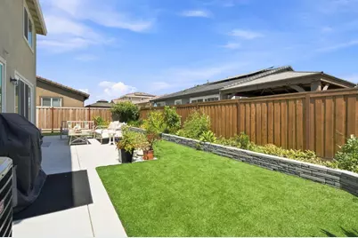 547 Estancia Street, Lathrop, CA 95330 - Photo 38