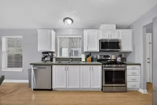 La Fiesta Way, Sacramento, CA 95828 - Photo 2