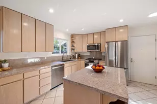 2420 Temple Dr, Davis, CA 95618 - Photo 6