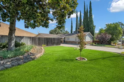 5140 Pasadena Avenue, Sacramento, CA 95841 - Photo 2