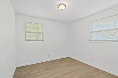 113 W Palo Alto Avenue, Fresno, CA 93704 - Photo 18