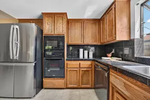 5522 Engle Rd, Carmichael, CA 95608 - Photo 24