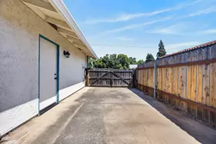 5522 Engle Rd, Carmichael, CA 95608 - Photo 50