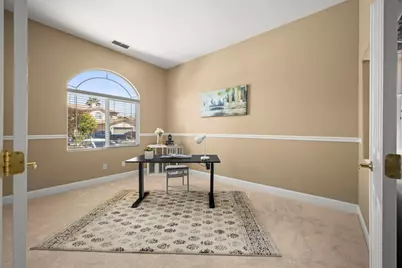 9636 Holly Creek Court, Elk Grove, CA 95757 - Photo 4