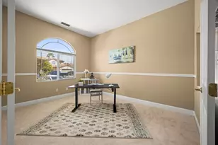 9636 Holly Creek Ct, Elk Grove, CA 95757 - Photo 4
