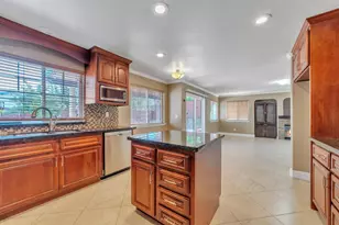 1021 Kirby Ct, Folsom, CA 95630 - Photo 18