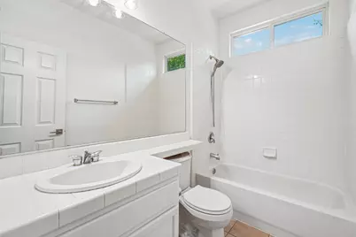 9604 Mainline Drive, Elk Grove, CA 95624 - Photo 24