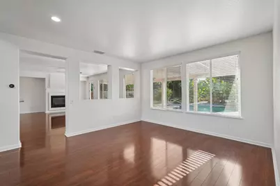 9604 Mainline Drive, Elk Grove, CA 95624 - Photo 14