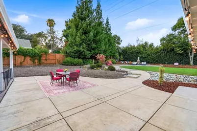 154 Southcreek Cir, Folsom, CA 95630 - Photo 24