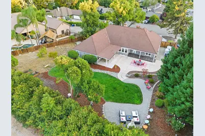 154 Southcreek Cir, Folsom, CA 95630 - Photo 32