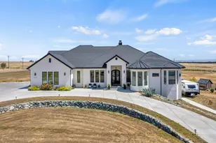 12201 Vineyard Hill Ct, Elk Grove, CA 95624 - Photo 2