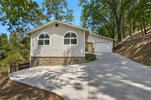 16924 Oscar Dr, Grass Valley, CA 95949 - Photo 2