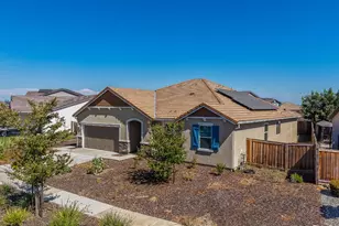 1579 Ivy Hatch Way, Plumas Lake, CA 95961 - Photo 4