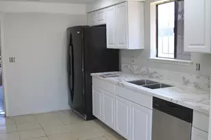 8140 Cottonridge Cir, Sacramento, CA 95828 - Photo 8