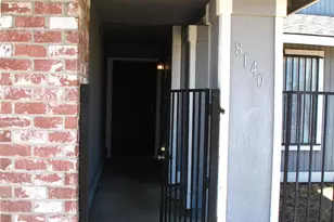 8140 Cottonridge Cir, Sacramento, CA 95828 - Photo 2