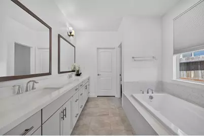 4935 Sassafras Way, Antelope, CA 95843 - Photo 8