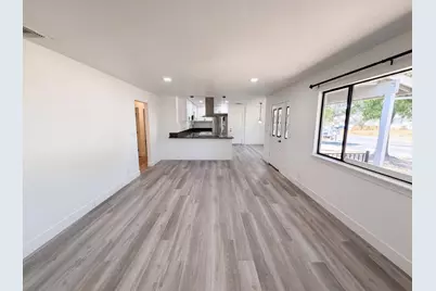 8266 Streng Avenue, Citrus Heights, CA 95610 - Photo 2