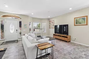 5 Oasis Ct, Sacramento, CA 95838 - Photo 4