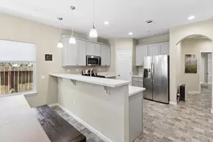 5 Oasis Ct, Sacramento, CA 95838 - Photo 10