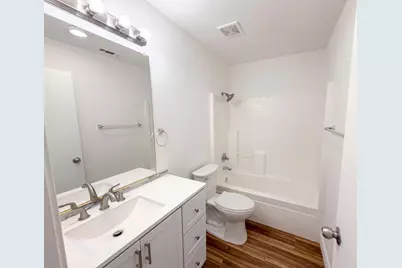 8460 Orchard Creek Way, Elk Grove, CA 95624 - Photo 22