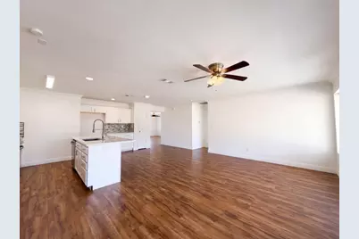 8460 Orchard Creek Way, Elk Grove, CA 95624 - Photo 2