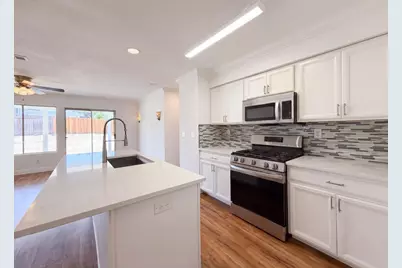 8460 Orchard Creek Way, Elk Grove, CA 95624 - Photo 16