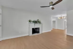 4941 Alcott Dr, Sacramento, CA 95820 - Photo 8