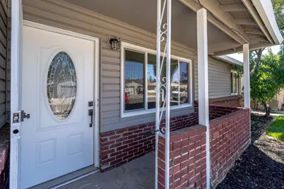 4941 Alcott Drive, Sacramento, CA 95820 - Photo 6