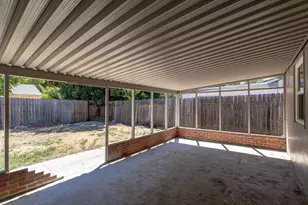 4941 Alcott Dr, Sacramento, CA 95820 - Photo 28