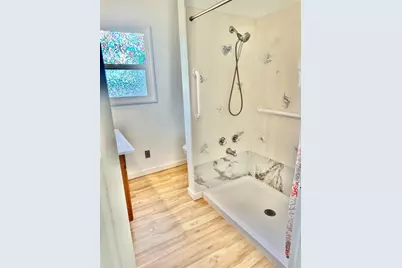 208 Parry Avenue, Modesto, CA 95354 - Photo 10
