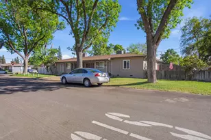 1102 Blair Ave, Modesto, CA 95350 - Photo 4