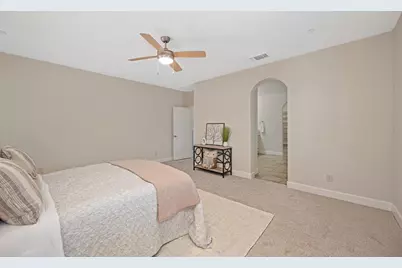 18 Triumph Court, Sacramento, CA 95831 - Photo 14