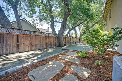 18 Triumph Court, Sacramento, CA 95831 - Photo 30