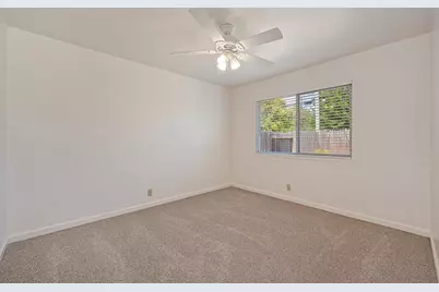 10499 Spaulding Way, Rancho Cordova, CA 95670 - Photo 30